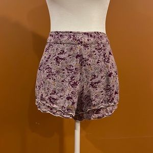 FREE PEOPLE PURPLE FLORAL SCALLOPED SHORTS SIZE S